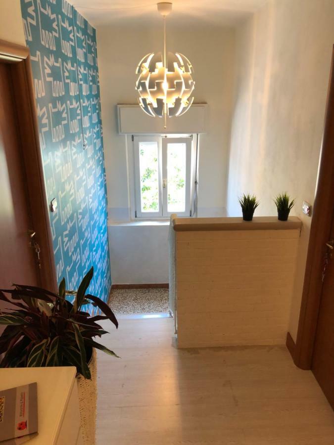 Irides Rooms A Un Passo Dai Parchi Divertimento Lazise Ngoại thất bức ảnh