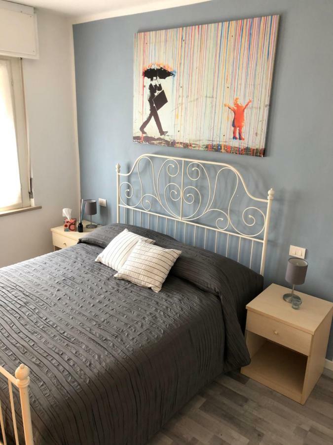 Irides Rooms A Un Passo Dai Parchi Divertimento Lazise Ngoại thất bức ảnh